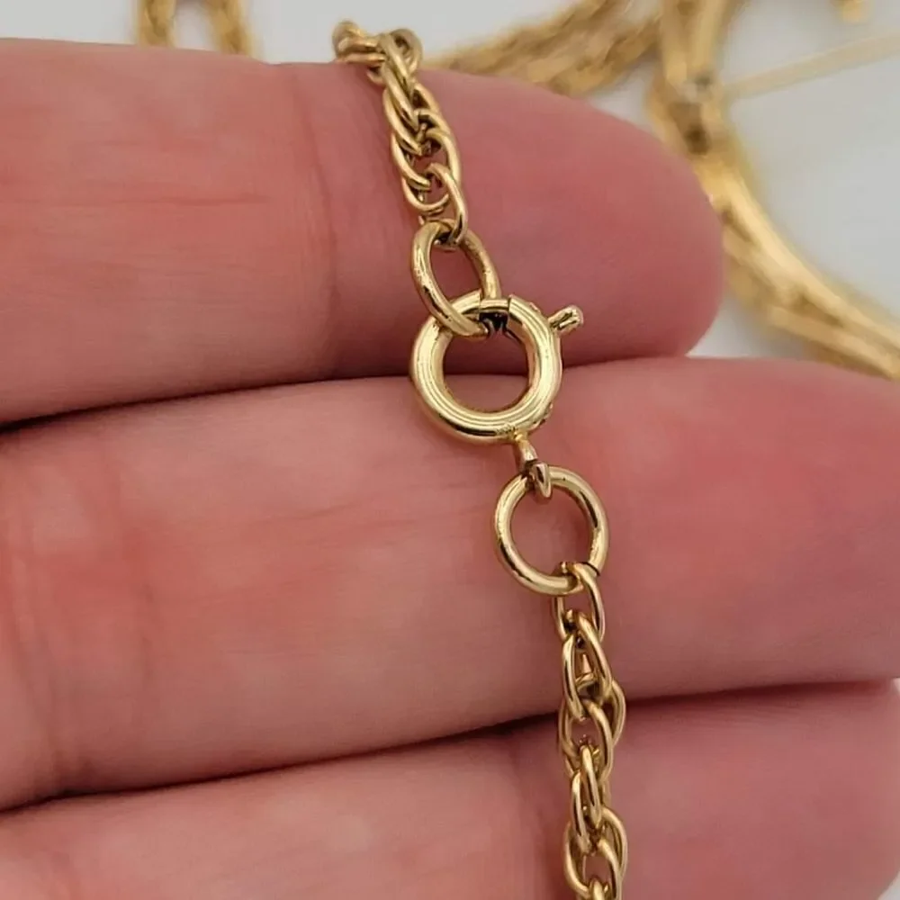 Cameo Style Floral Brooch & Pendant Style Necklace - Picture 11 of 11